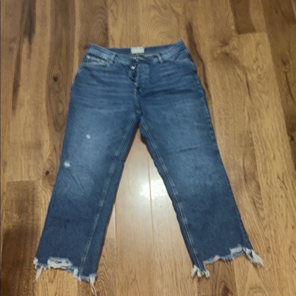 We the Free. Free people jeans.  Women's Blue Distressed Jeans size 29